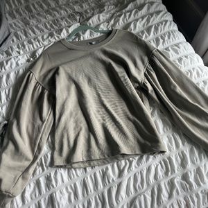 TART SWEATER SIZE M NWT